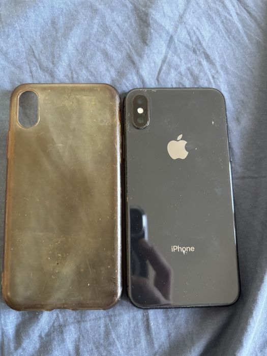 Iphone x usado ecre partido mas funciona bem