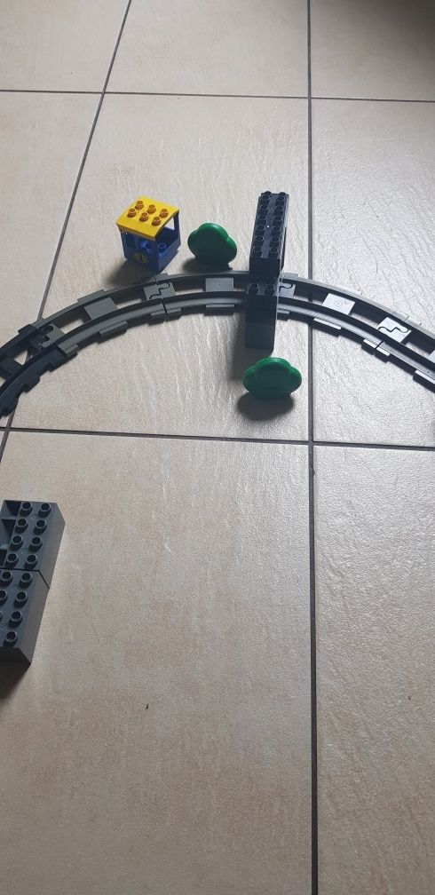 Kolejka elektyczna Lego Duplo