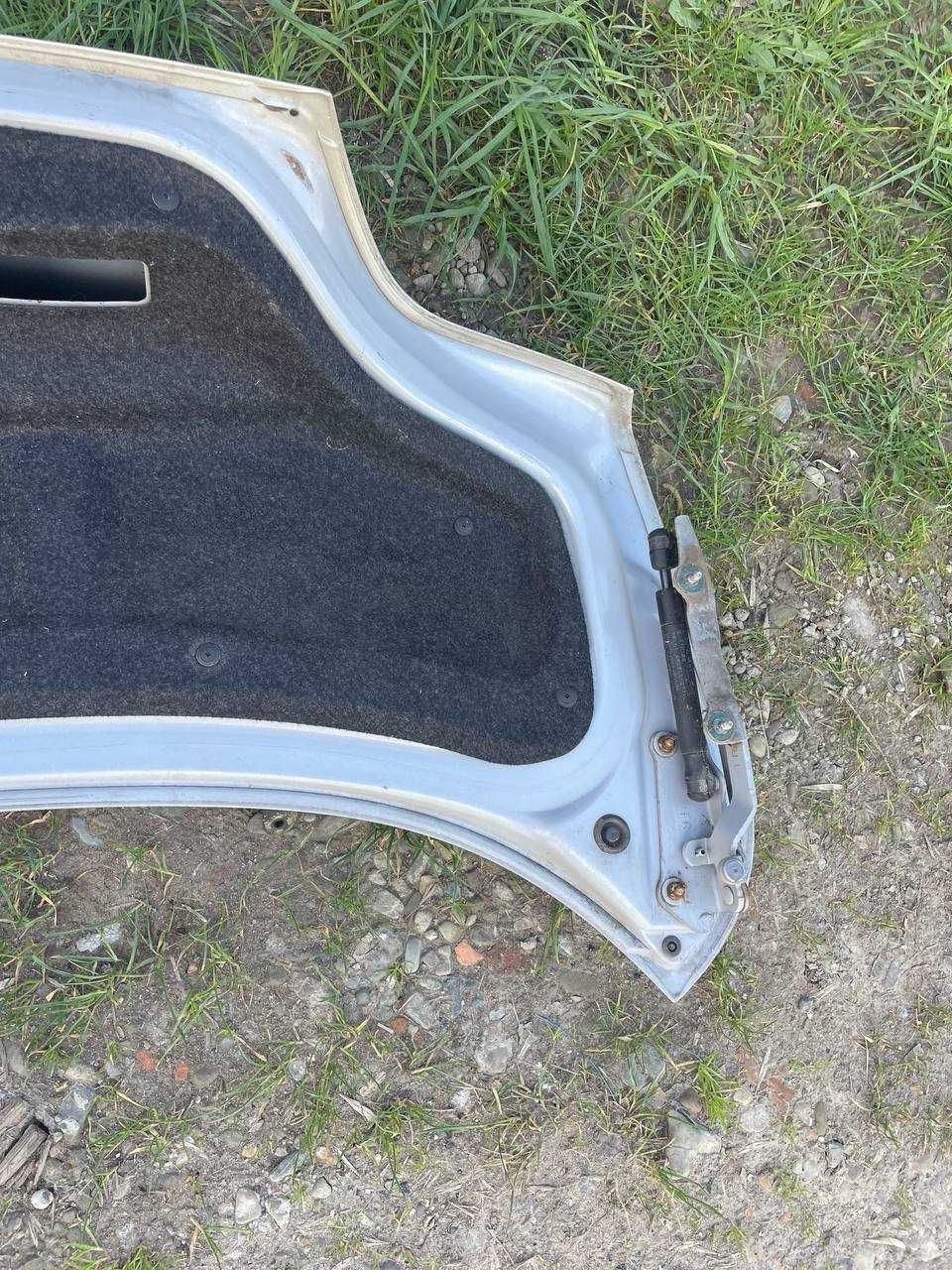 Продам кришку багажника Mazda RX‑8 оригінал (2003‑2012)