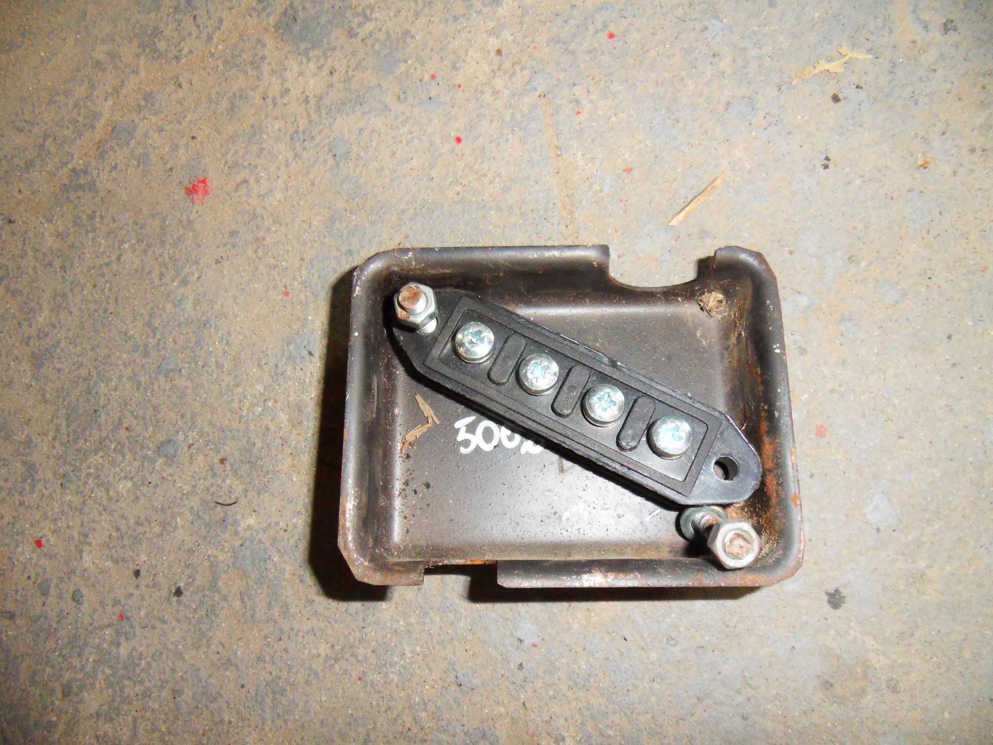 C330 dekle akumulatora,kierownica,rurka hydrauliki zewnętrznej wywrotu