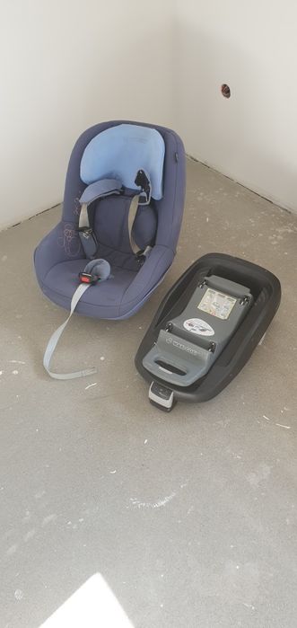 Maxi cosi baza z fotelikiem