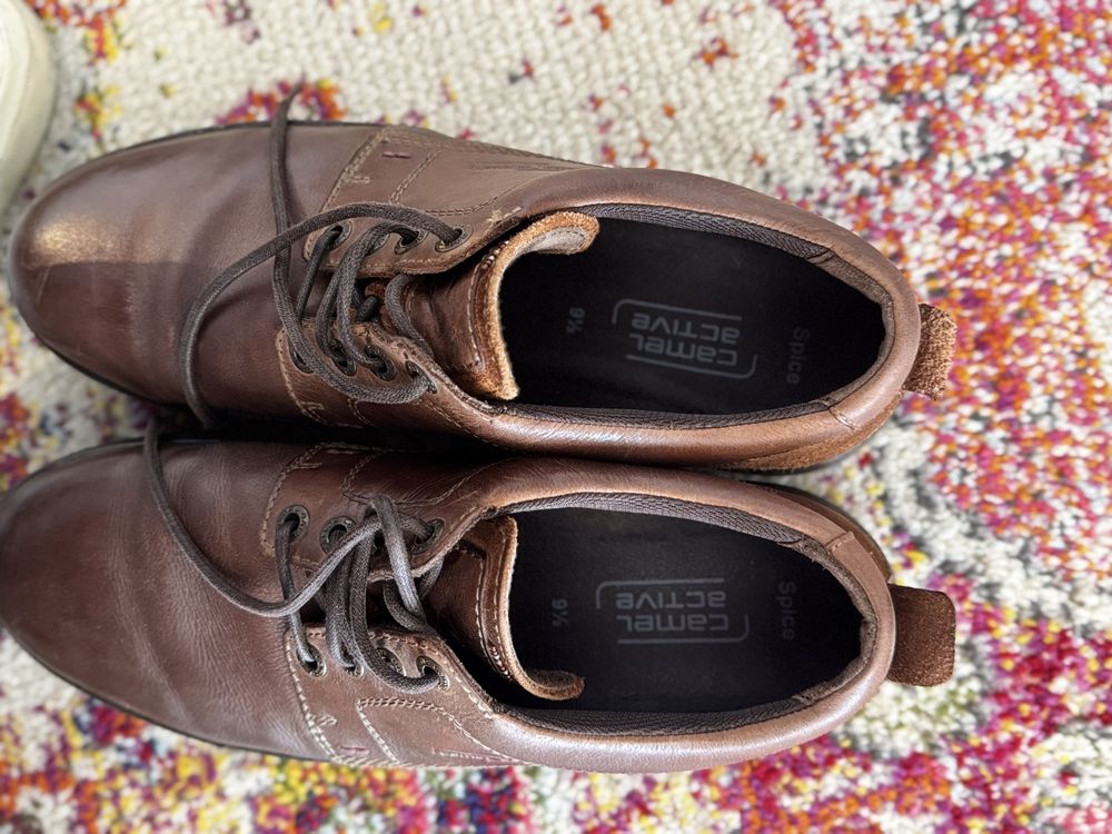 Sapatos em pele castanhos Camel Active 44