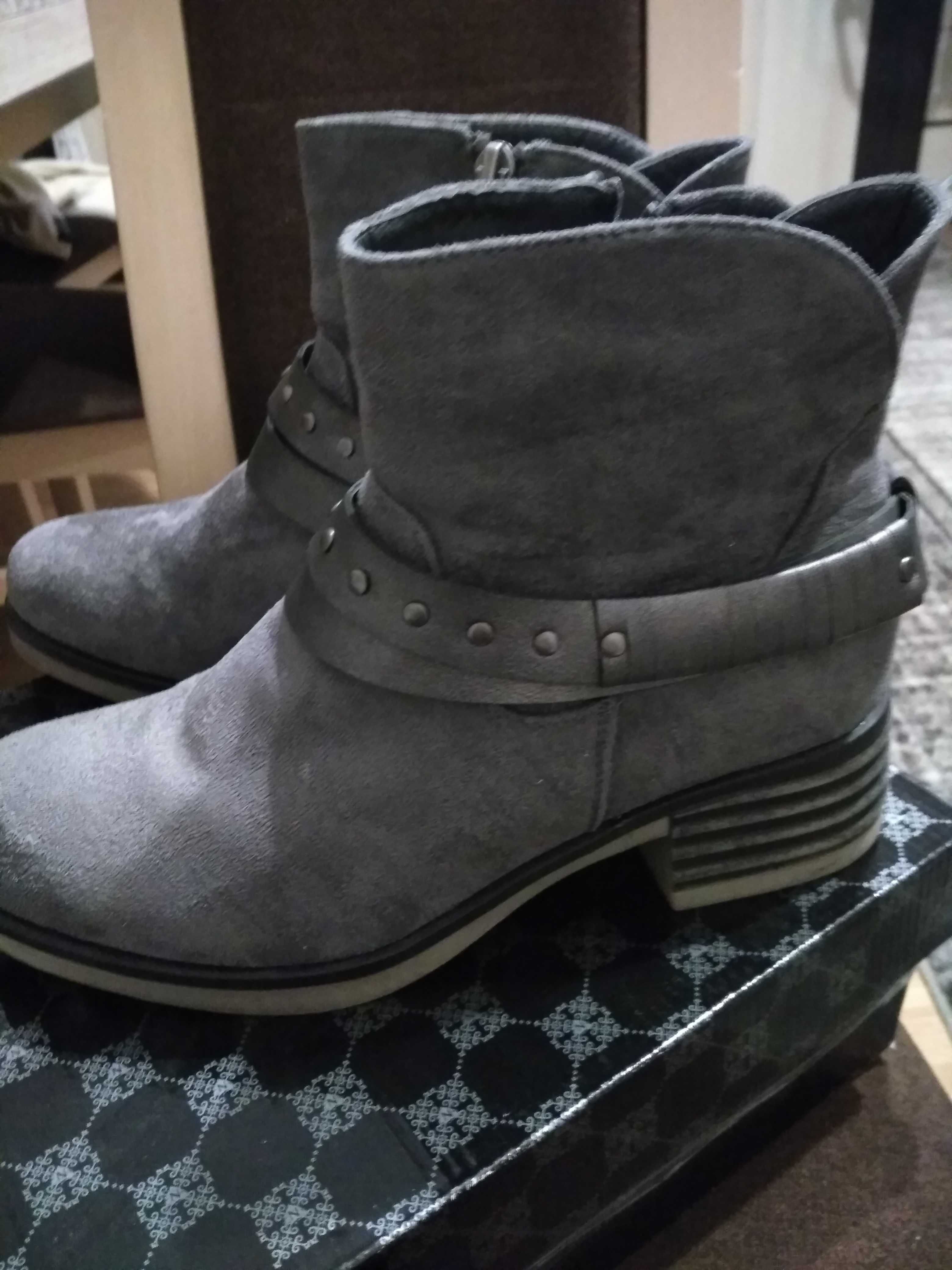 Botki damskie  38 Filippo