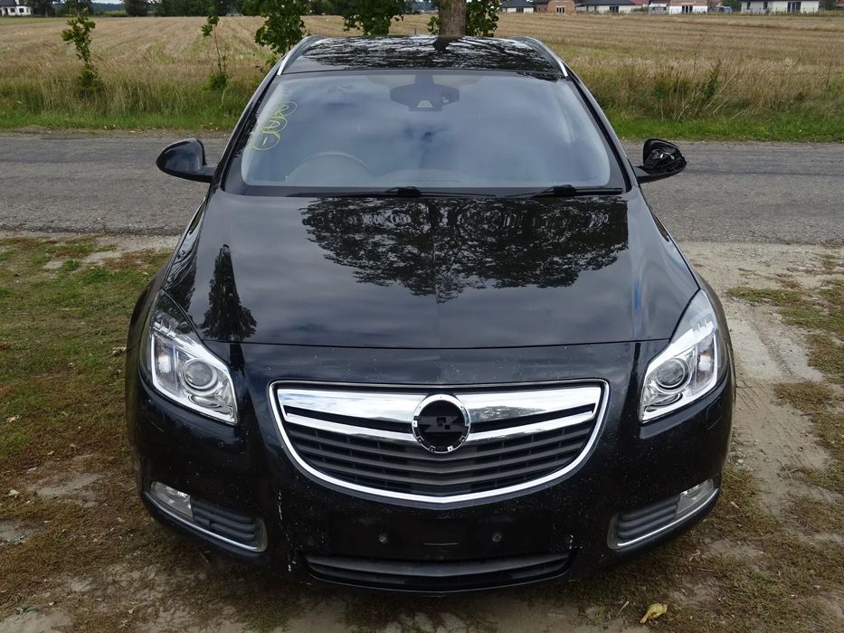 OPEL INSIGNIA A KOMBI 2,0 CDTI BITURBO A20DTR Z22C AUTOMAT AF40 BIXENON ALUSY SKÓRA RADAR NAVI