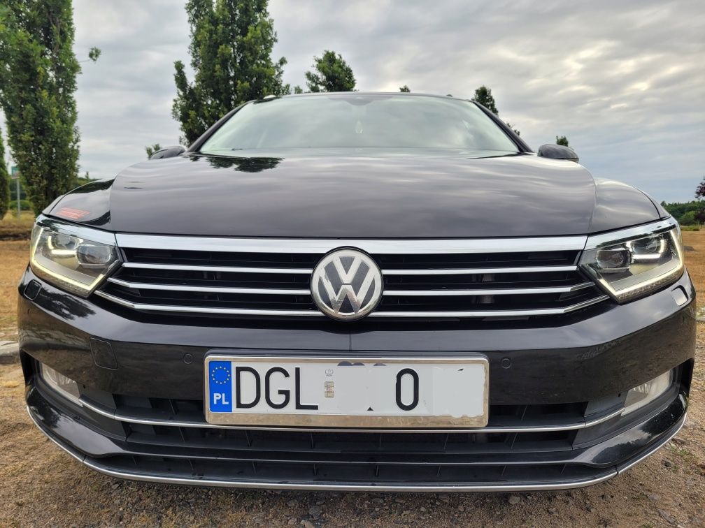 Passat b8 kombi 2.0 tdi 240 km 4motion el. hak sam parkuje