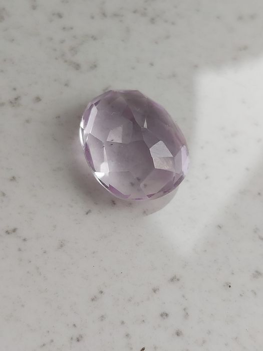 Piękny ametyst jubilerski 7.74ct. duży, fasetowany.