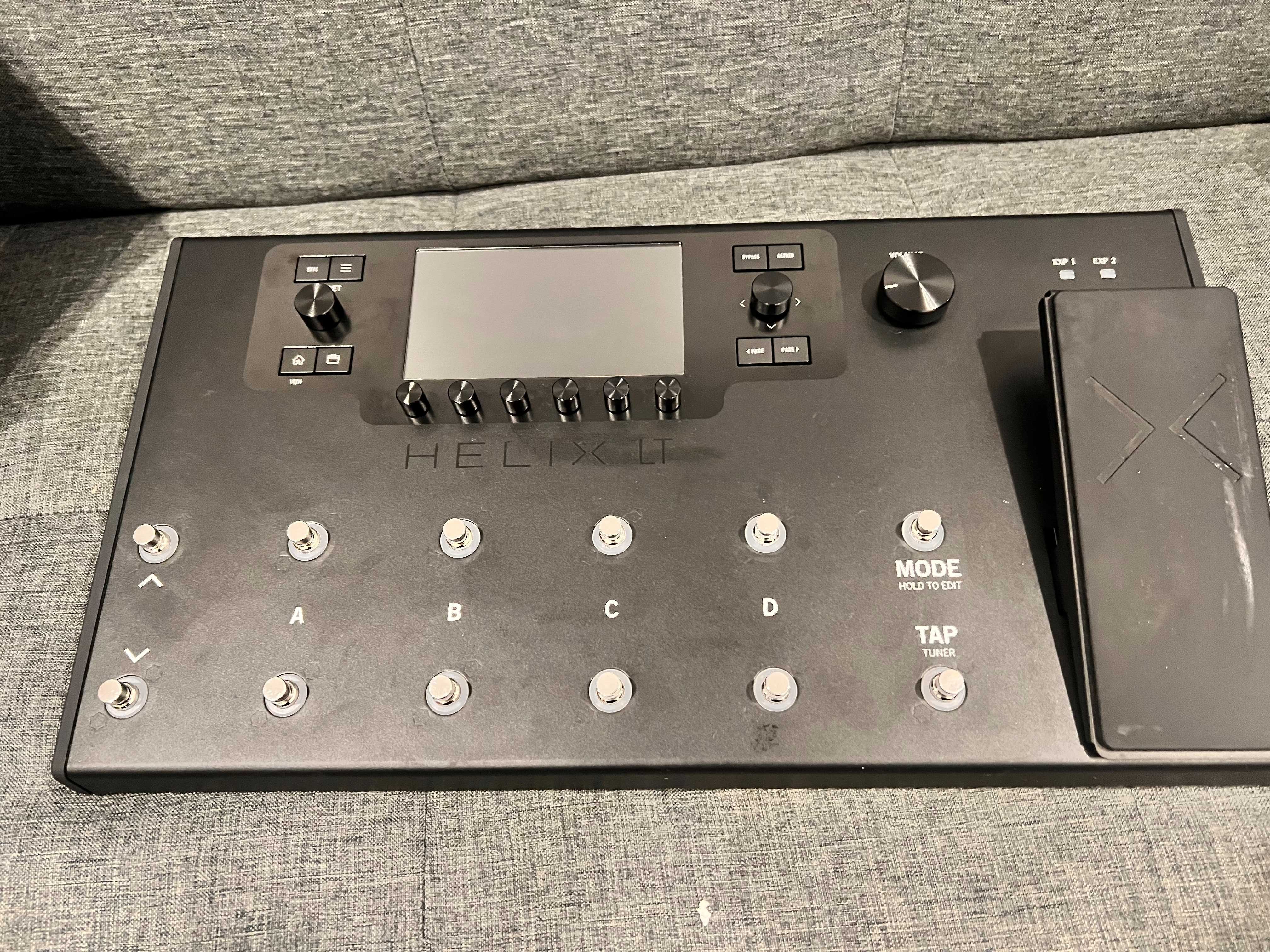 Pedaleira Line 6 Helix LT