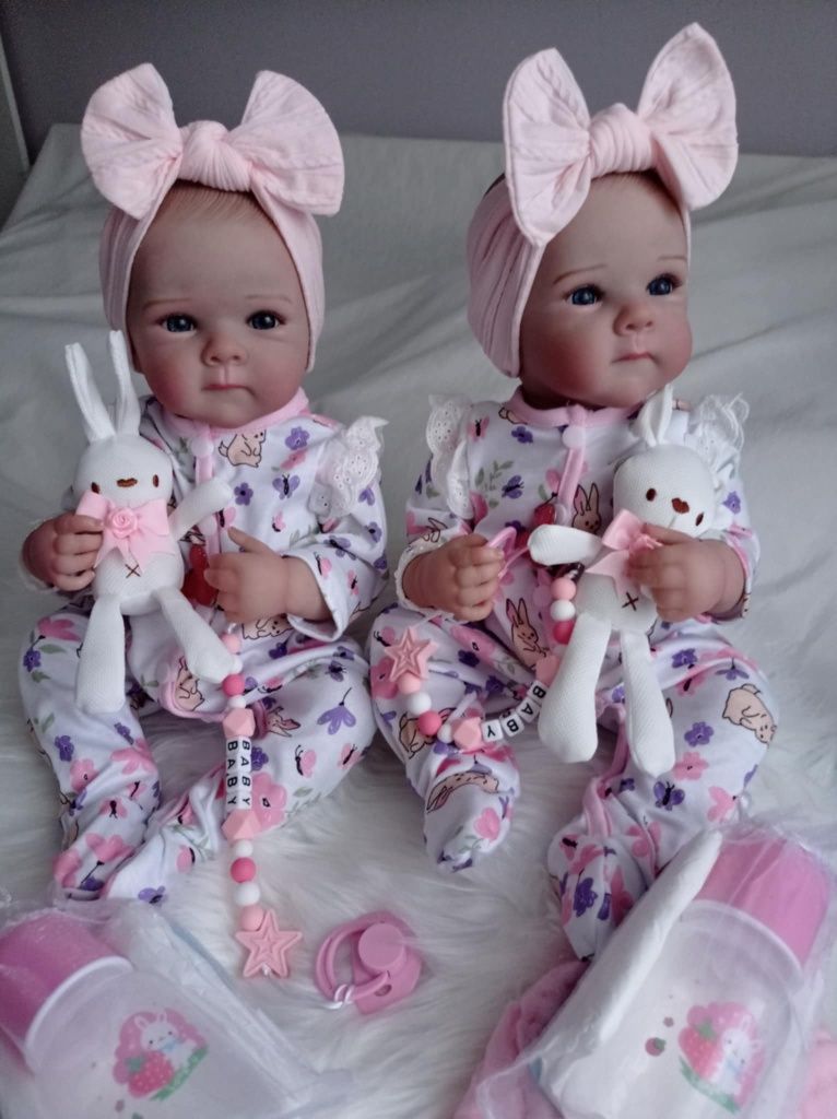 Lalki bliźniaczki w typie reborn z wyprawką prezent całe winylowe