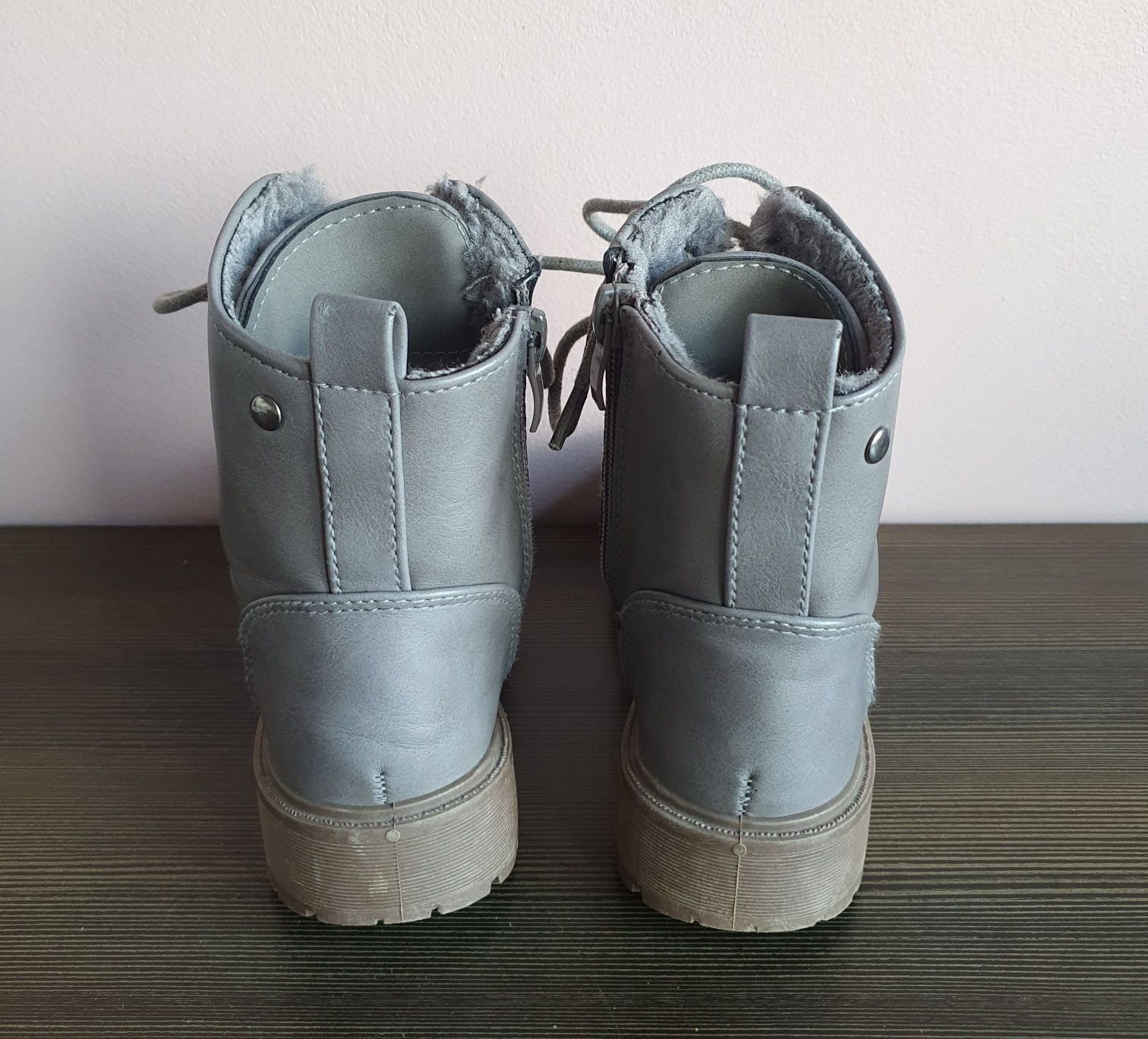 Szare buty zimowe / botki ocieplane T.K. Maxx 30 18cm