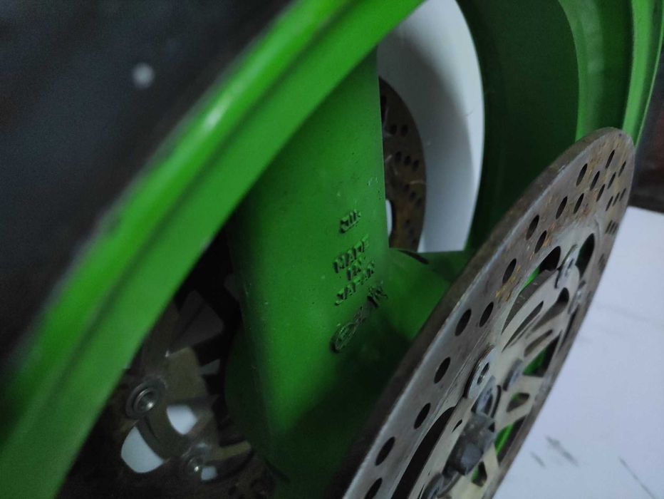 Koło przednie Kawasaki ZZR 1200 02do05 17x3,5 Felga opona tarcze