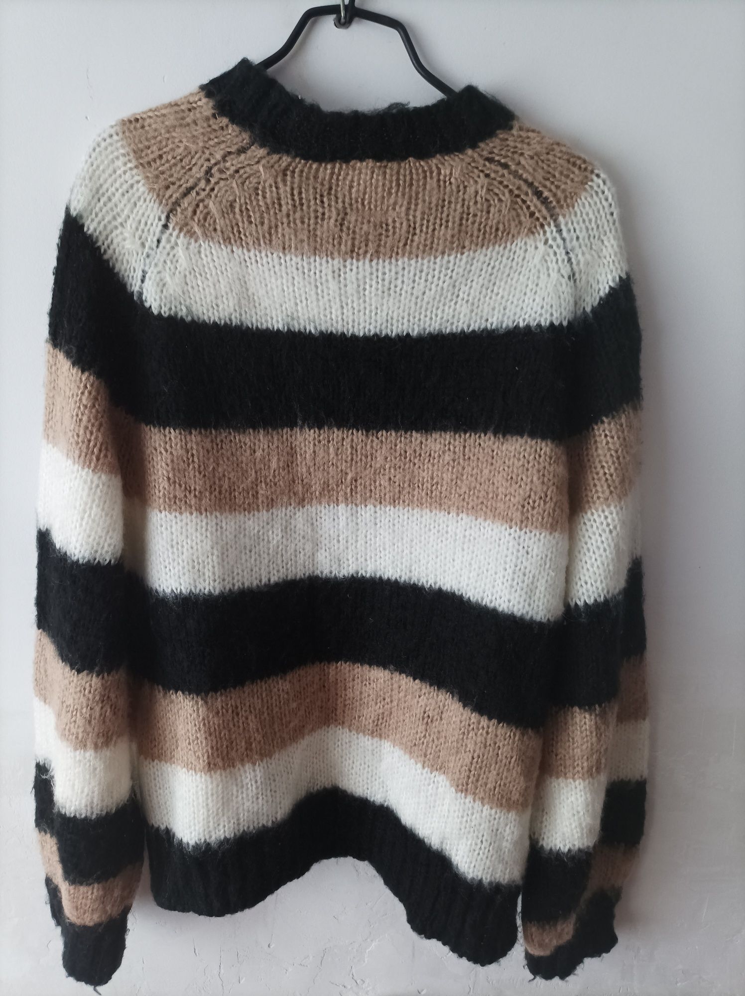 ciepły sweter w paski trójkolorowy  Sinsay Xs/34