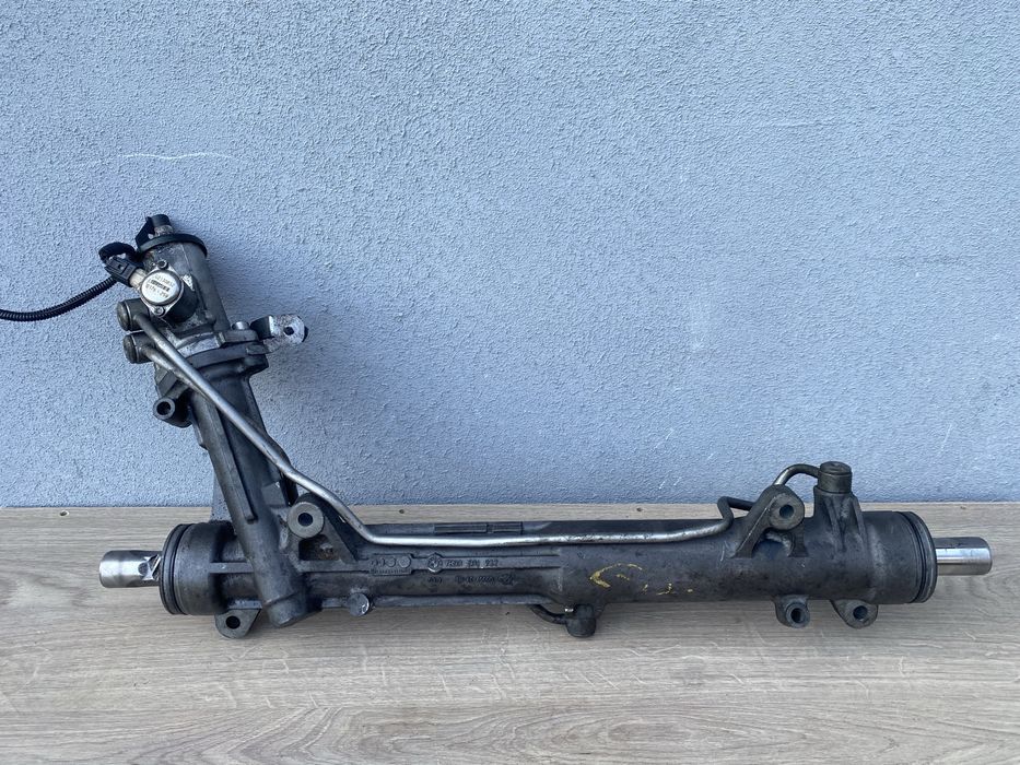 Рейка рульова з датчиком(сервотронік) BMW E60/61 Рулевая БМВ Е60/61