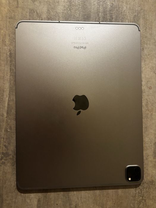 iPada Pro (12,9‑calowy, 6. generacji) + Apple Pencil 2