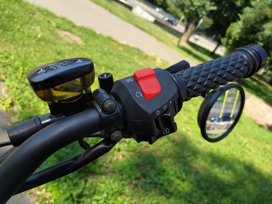 продам мотоцикл Geon Scrambler 250 чорний/зелений  2024