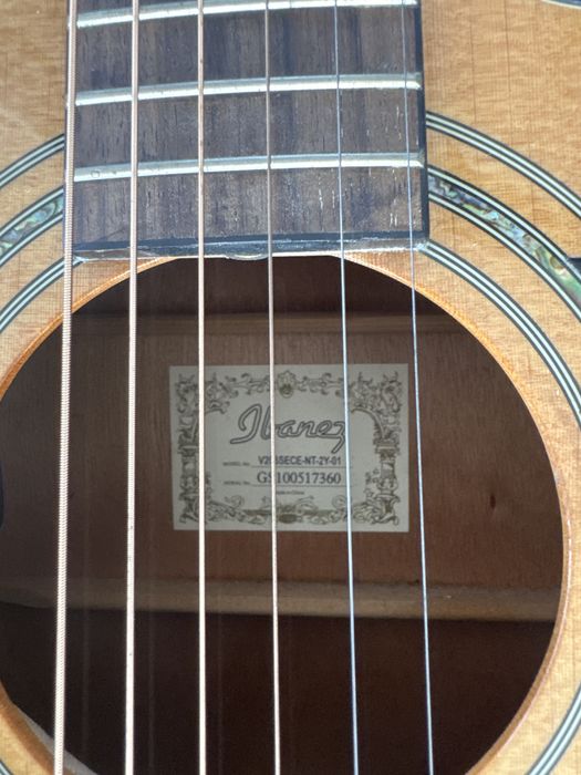 Violao em otimo estado