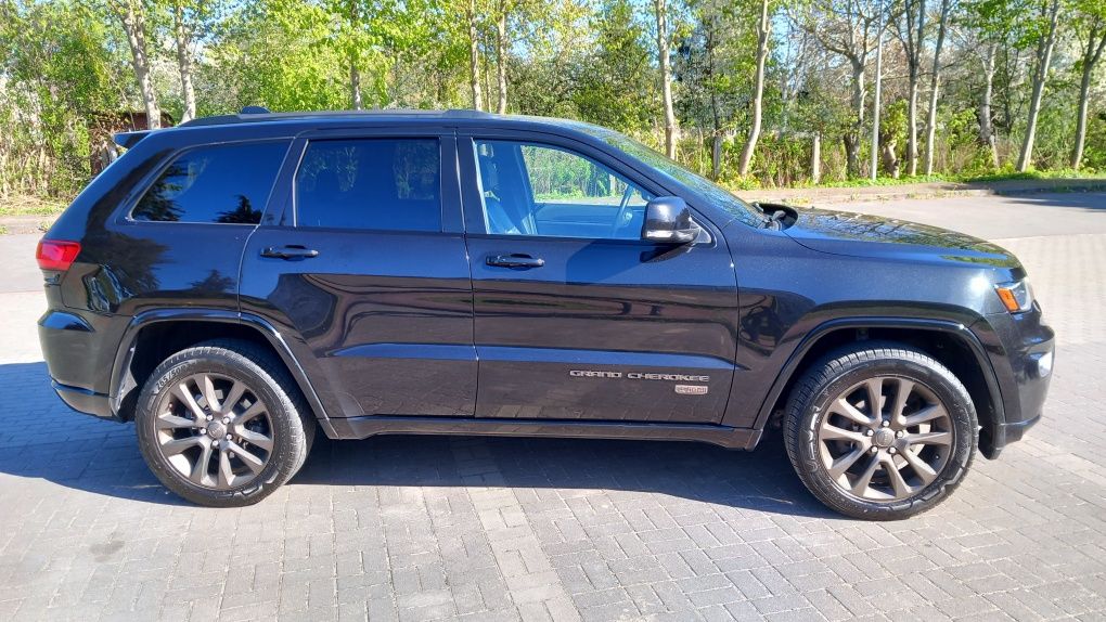 Jeep Grand Cherokee 75th