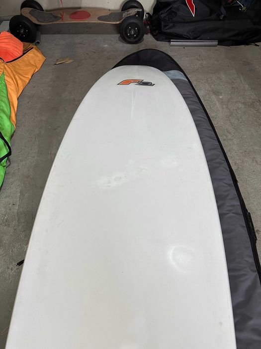 Deska windsurfingowa F2 Max2Air 259, 100l + statecznik