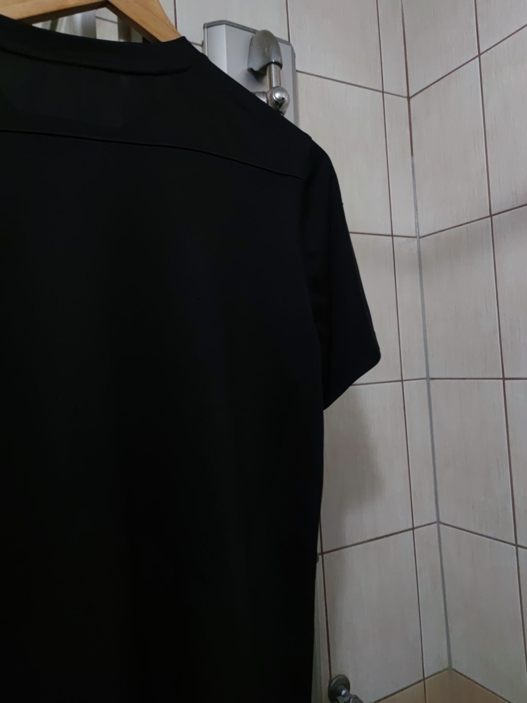 bluzka koszulka L sportowa Nike running czarna ciemna do biegania spor