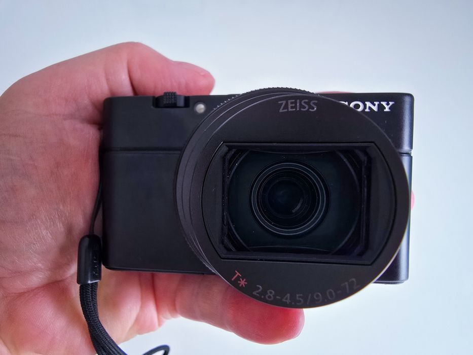 Sony DSC-RX100 M7 – kompaktowy aparat premium