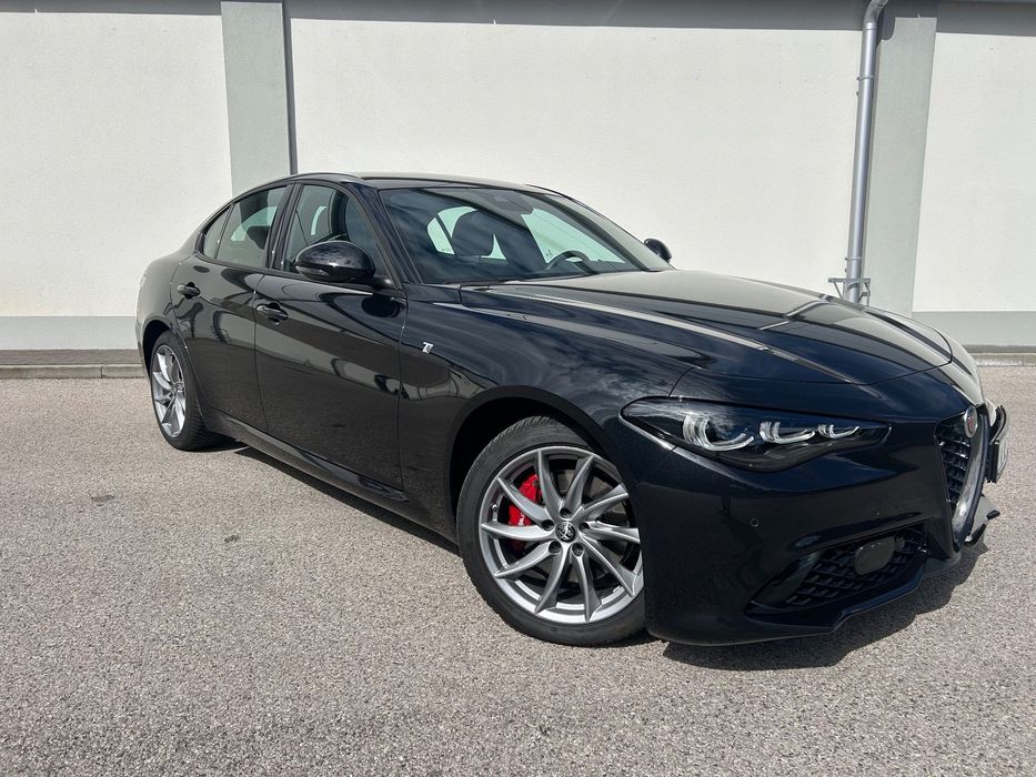 Alfa Romeo Giulia Stan idealny, serwis ASO, gwarancja, niski przebieg