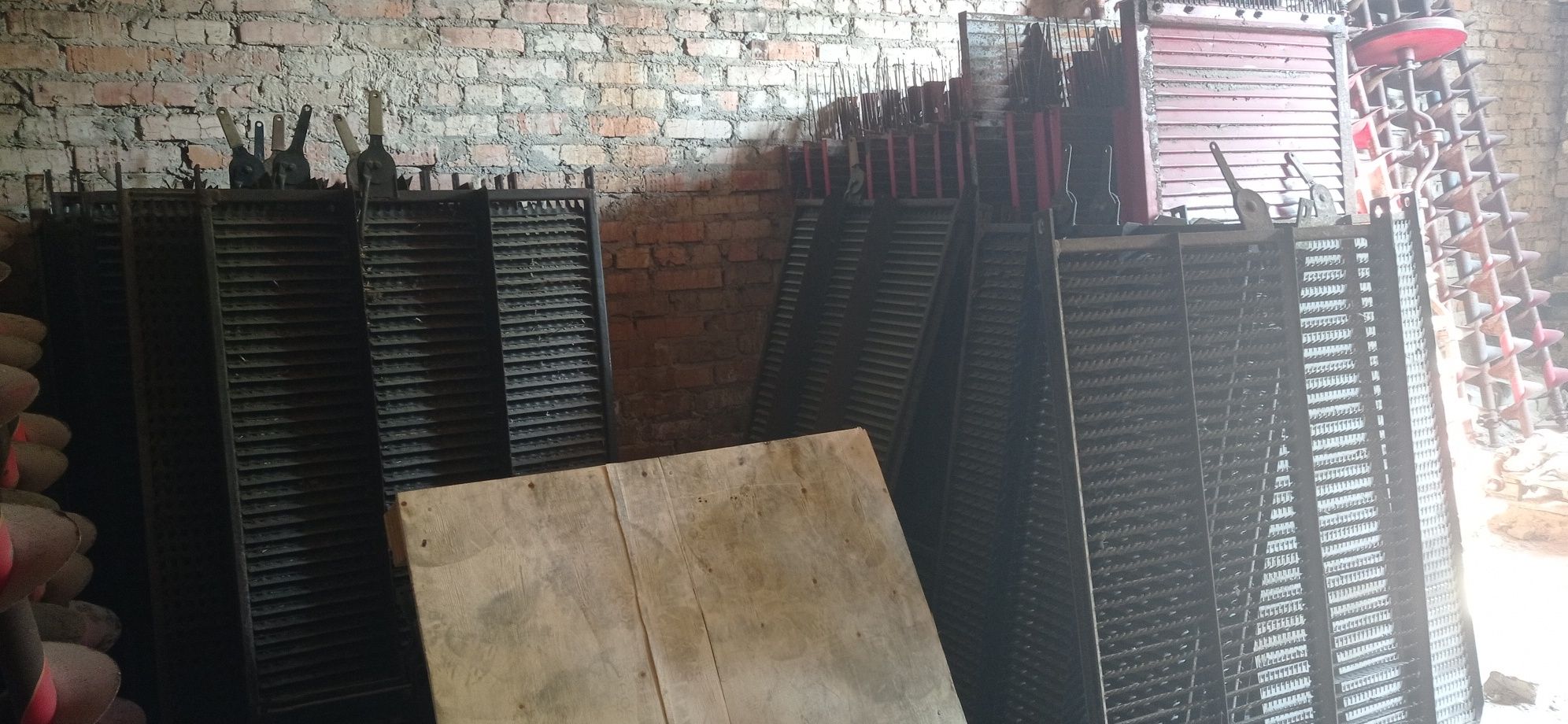 Разборка комбайнов Massey Ferguson 34, 36, 38, 40, 72