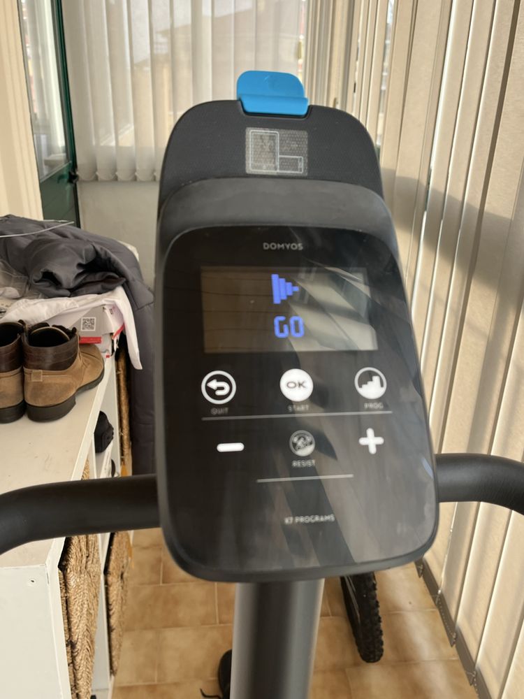 Bicicleta estatica nova