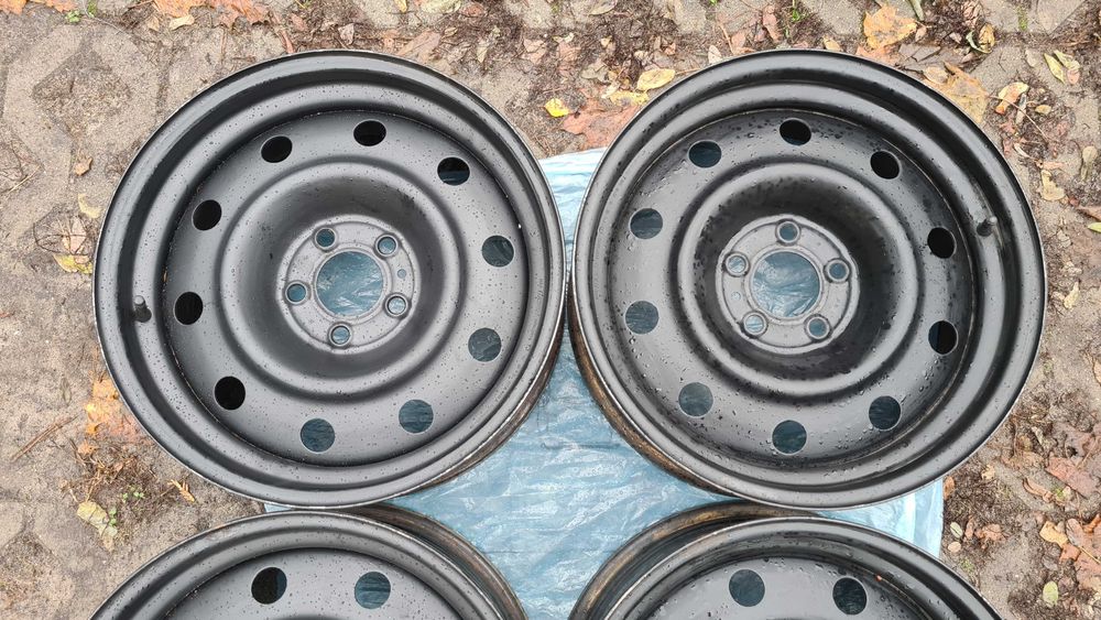 Felgi stalowe oryginalne chrysler dodge R17