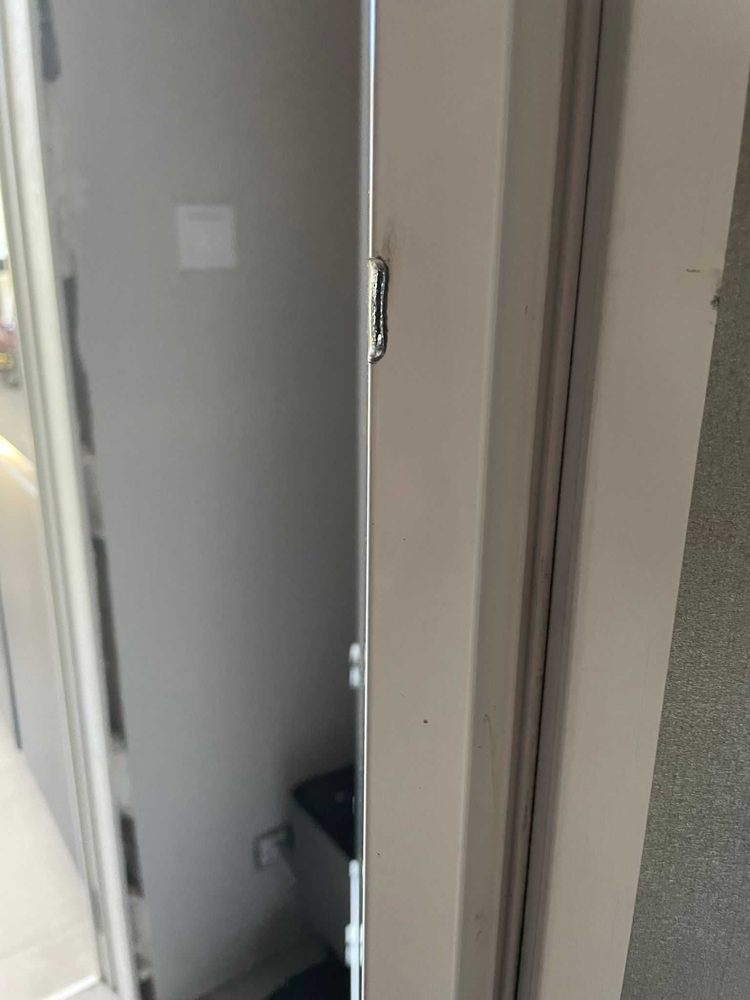 Sprzedam lodówkę pod zabudowę