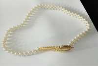 Wąski damski pasek perłowy elastyczny łańcuch pereł złote liście