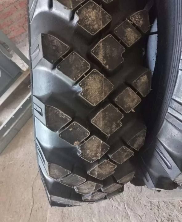 Продам шины на ЗИЛ 131