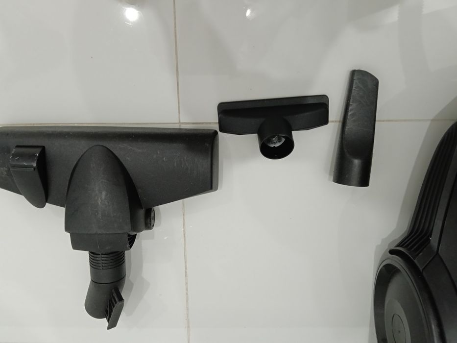 Aspirador Bosch com saco