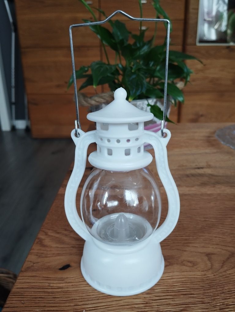 Lampion biały led latarenka