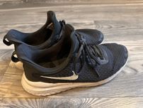 Buty sportowe meskie Nike rival.