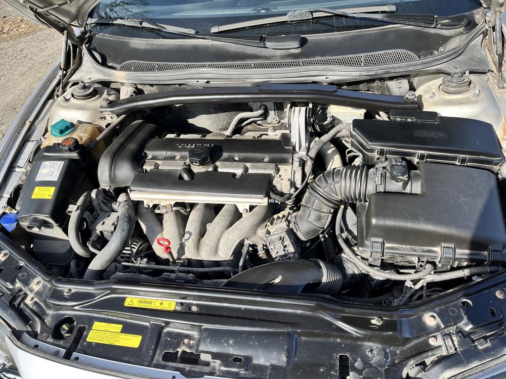 Volvo V70 2.4 бензин