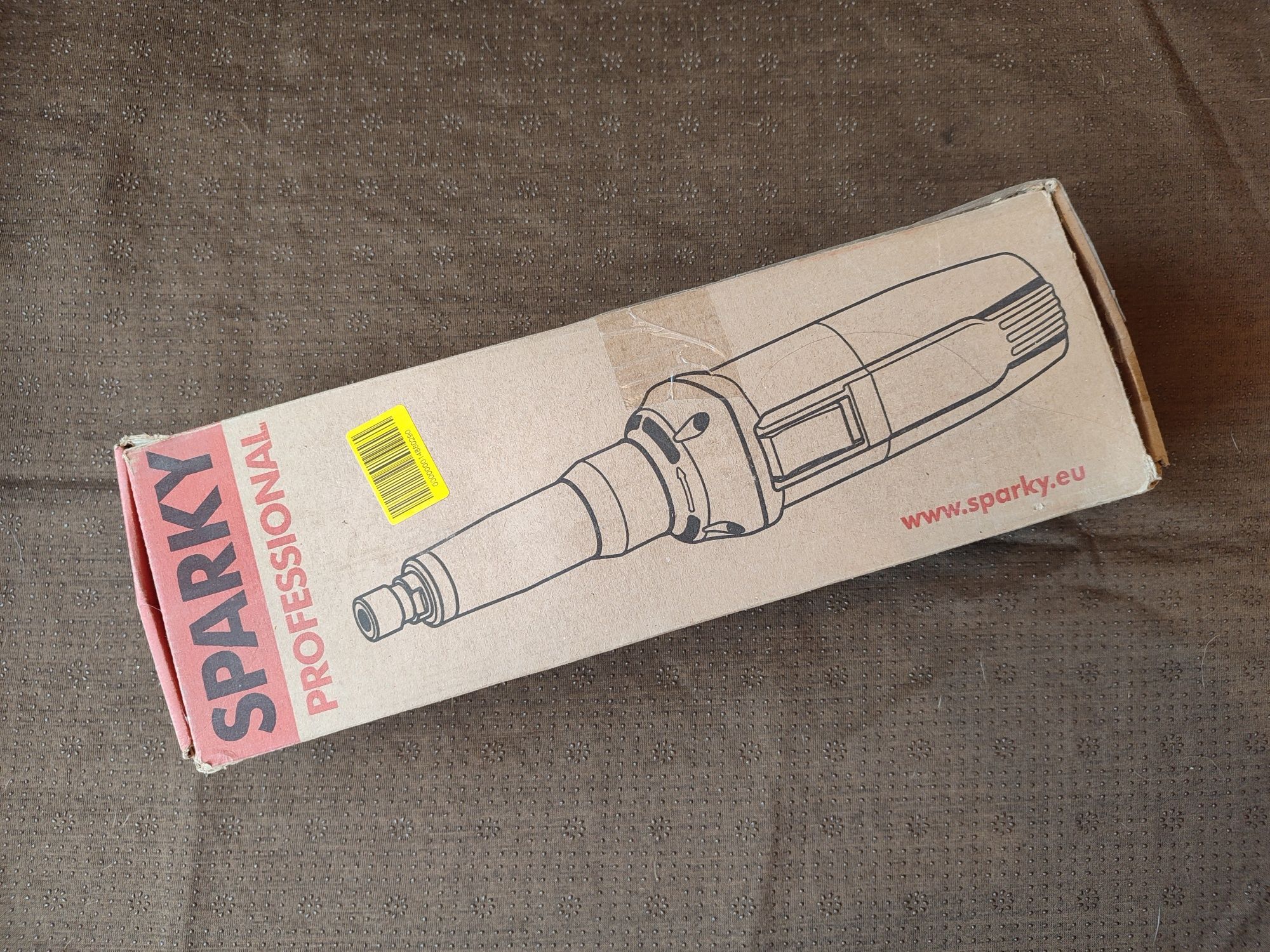 Продам  нову шлифмашинку SPARKY mkl 550E