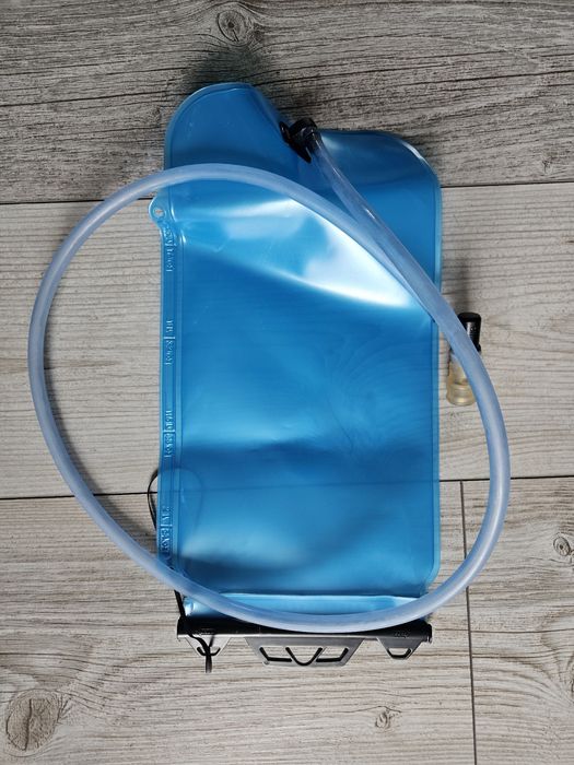 Plecak rowerowy Rockrider 6 l, idealny stan, bukłak w zestawie