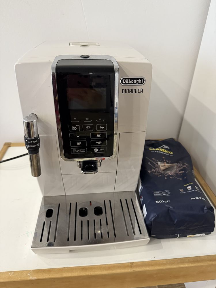 Кавомашина DeLonghi ECAM 350.35 W dinamica кофемашина