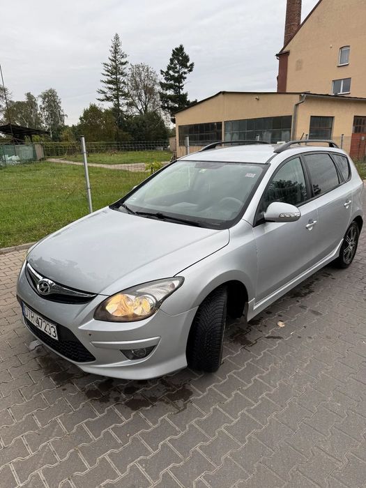 Hyundai I30 Hyundai i30 CW - AUTOMAT - bogata wersja