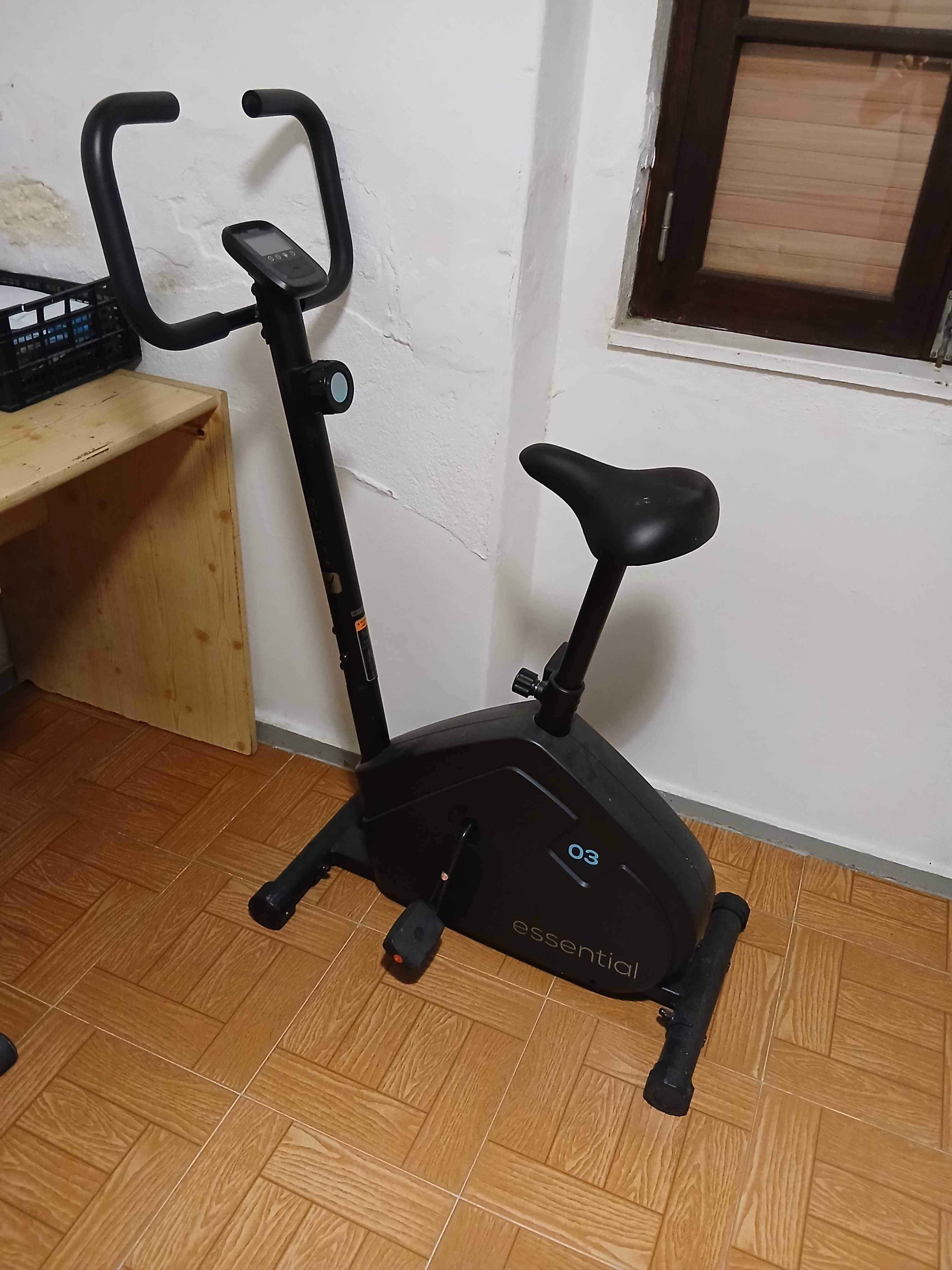Bicicleta estática pratic.nova