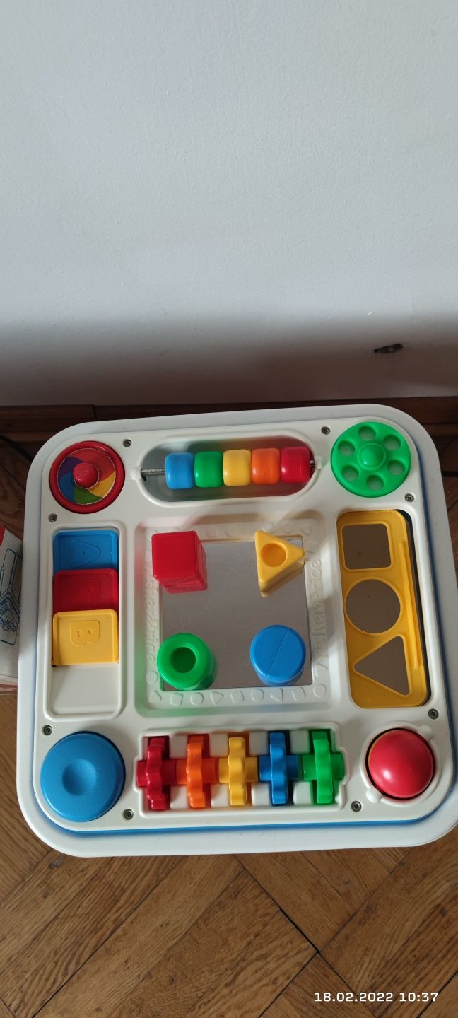 STOLIK DO ZABAWY DLA DZIECI FISHER PRICE  wykonany z nietoksycznego ma