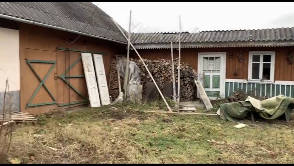 Продається господарство в селі Замостя