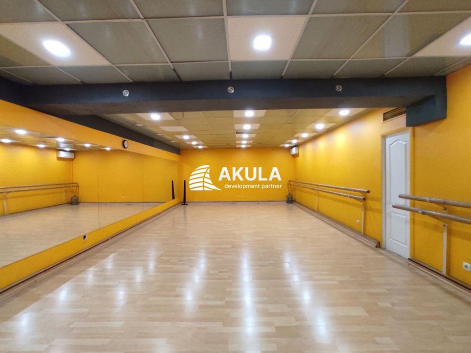 Продам Підвал, вул. Межигірська, 25, 297,1 кв.м. діючий бізнес