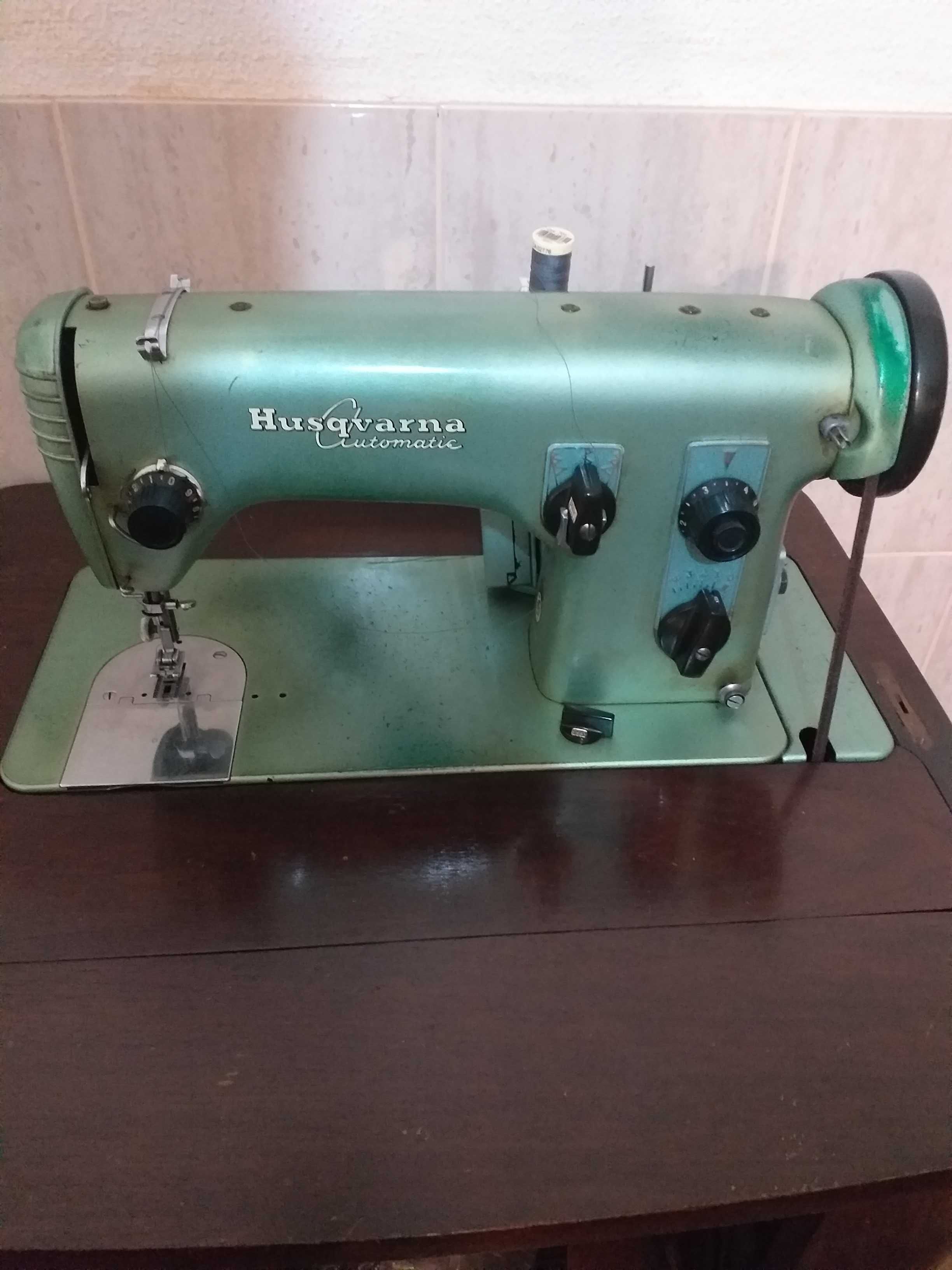 máquina costura vintage