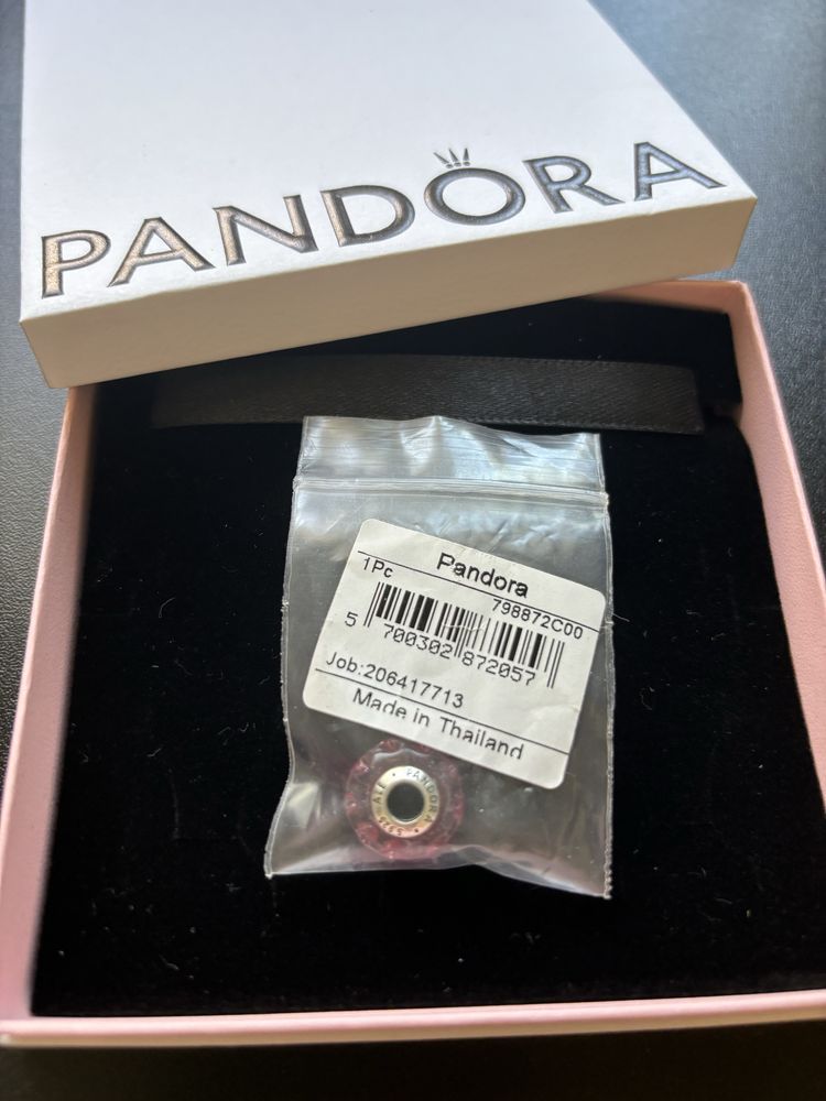 Murano Pandora moments