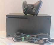 Konsola MICROSOFT XBOX SERIES X 1TB z napędem czarna /SZ