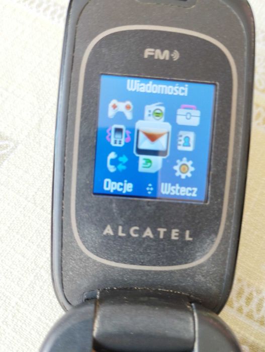 Telefon Alcatel z klapką z ładowarką, działa plus drugi Samsung gratis