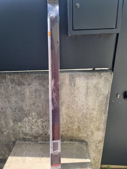 Vendo blackout bordeaux