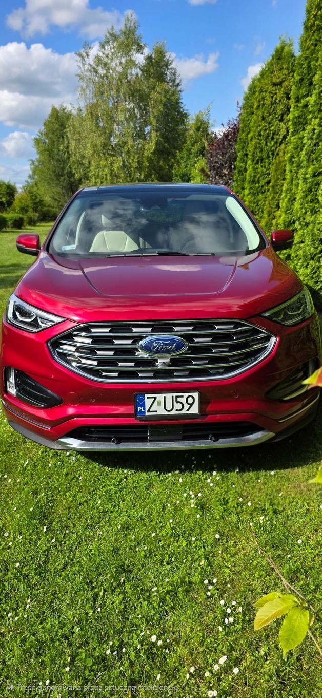 Ford Edge 2.0 Benzyna Titanium Ruby Red