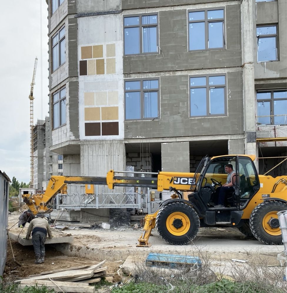 Аренда услиги телескопического погрузчика JCB531-70; JCB535-125 Маниту