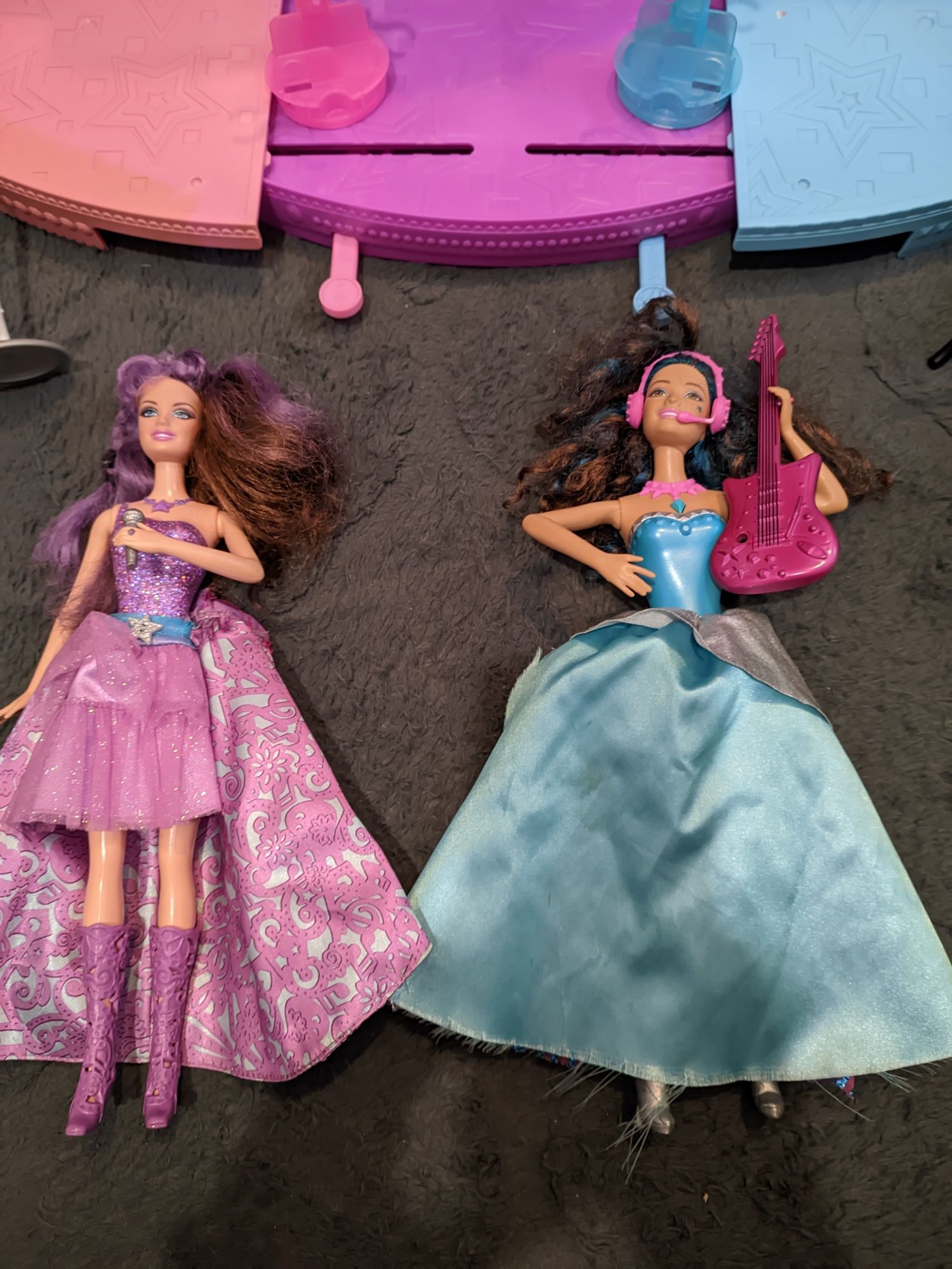 Barbie Rockowe Księżniczki scena zamek domek